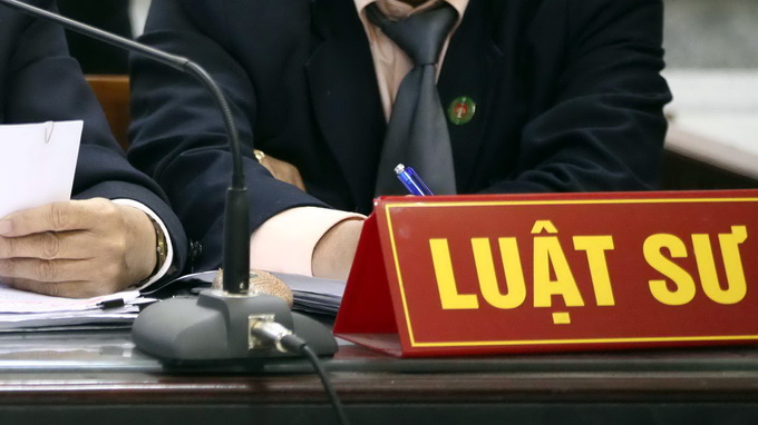 Nhiều người tìm đến luật sư để được tư vấn, hỗ trợ giải quyết tranh chấp để bảo vệ quyền lợi hợp pháp.